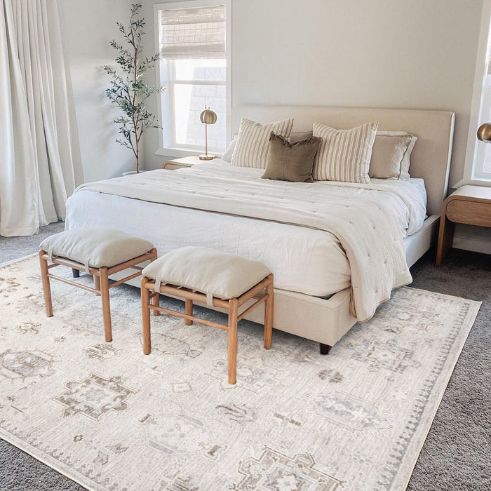 Airgugu  Heritage Classique Shell White Hazy Heraldry Rug